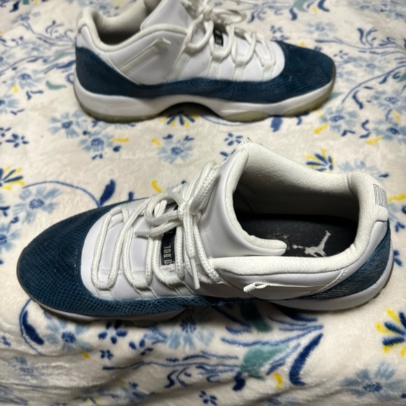 Jordan retro 11 low size 14 blue snakeskin used no box authentic - Picture 6 of 8